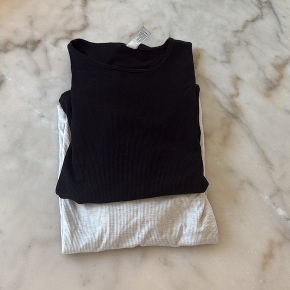 Yogalicious heavenly rib long sleeve 2 pack Long Sleeve Tops Beige & Black Sz M - Picture 11 of 12